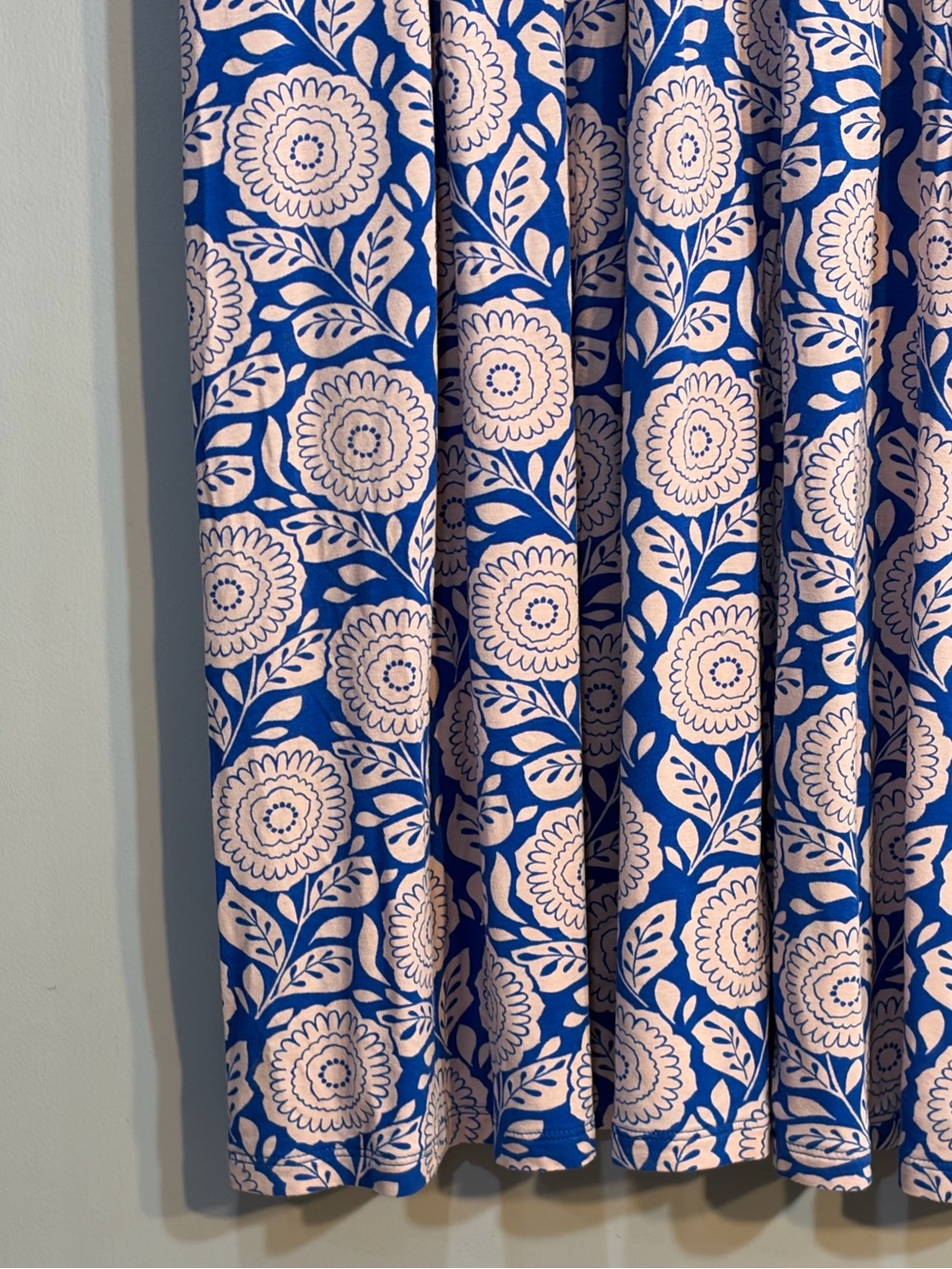 BODEN Kristen Pleated Jersey Maxi Dress Size 12 Floral Blue Enchanting Vines - Picture 8 of 10